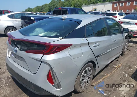 2022 Toyota Prius Prime Le из США, поврежденный, VIN JTDKAMFP6N3200873